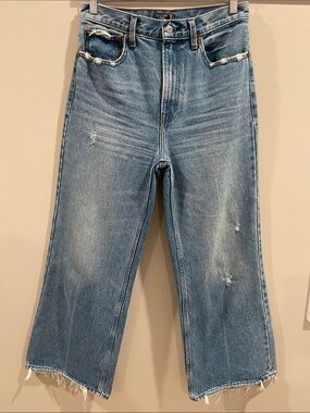 Abercrombie & Fitch Light Blue Cropped Straight-Leg Jeans